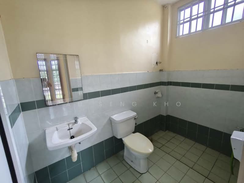 Rumah Teres untuk Dijual di Alor Gajah (Melaka) - Tad Seng Kho - Bathroom - PropertyGuru.com.my