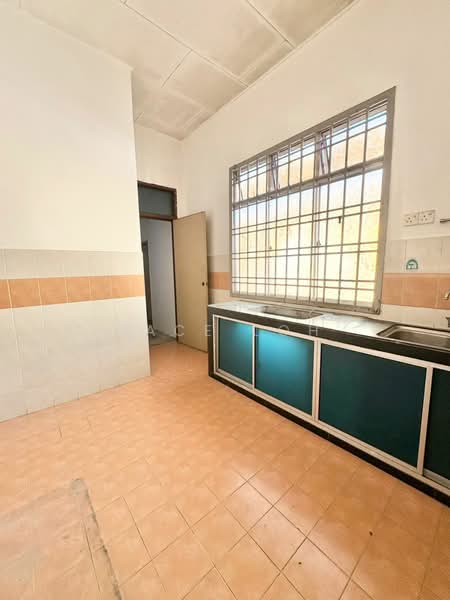 1-storey Terraced House for Sale in Kulai (Johor) - Jace Loh - Kitchen - PropertyGuru.com.my