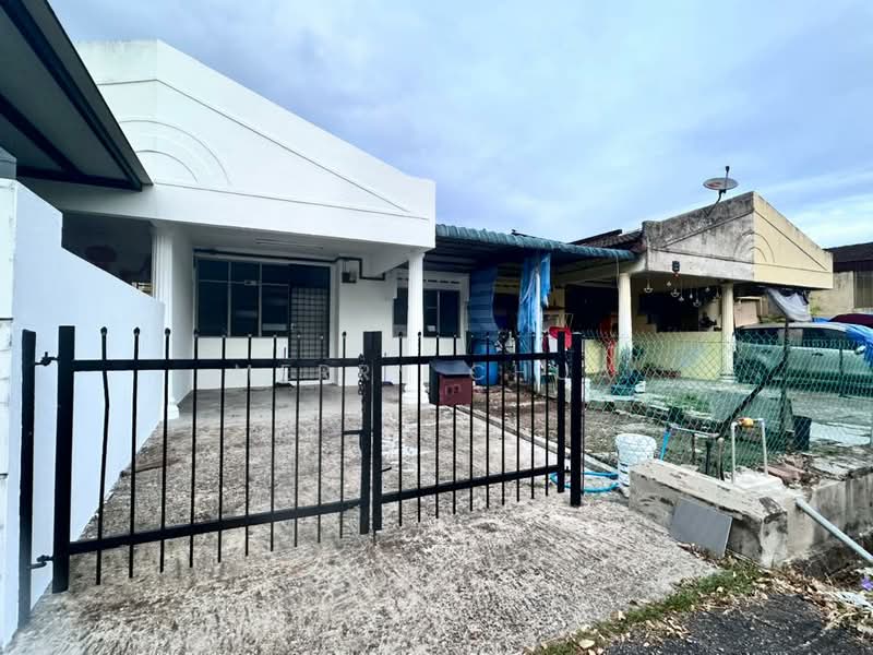 1-storey Terraced House for Sale in Skudai (Johor) - Merry Chua - Exterior - PropertyGuru.com.my