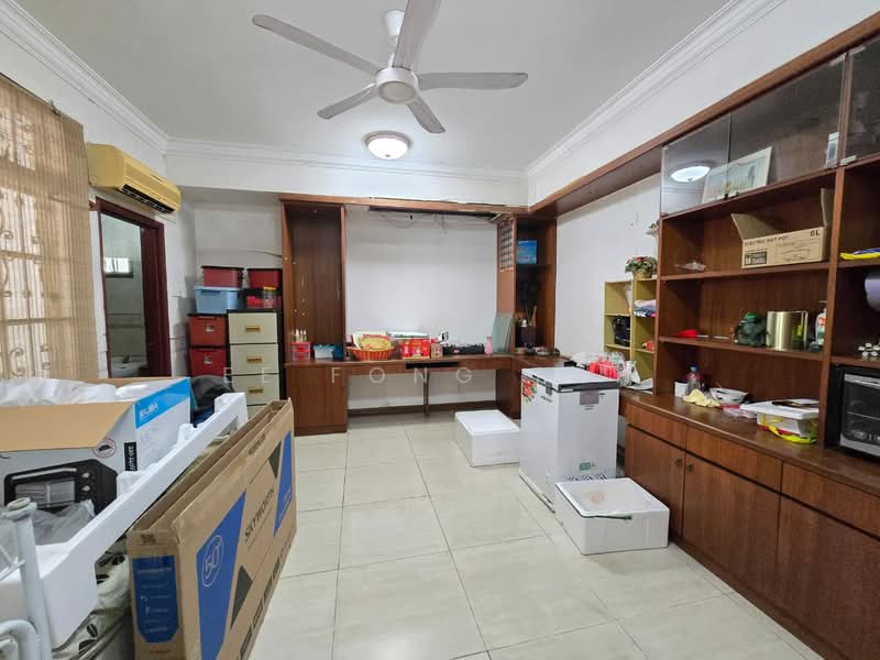 Semi-Detached House for Sale in Taman Molek (Johor Bahru) - Ee Fong Toh - Living Room - PropertyGuru.com.my