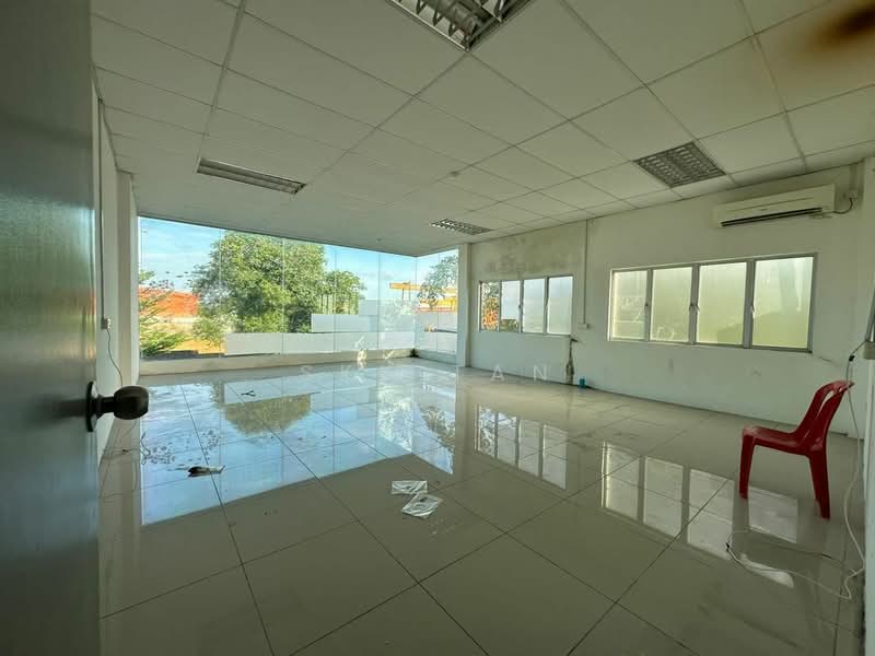 Semi-D Factory for Sale in Senai (Kulai) - Sky Tan - Interior - PropertyGuru.com.my