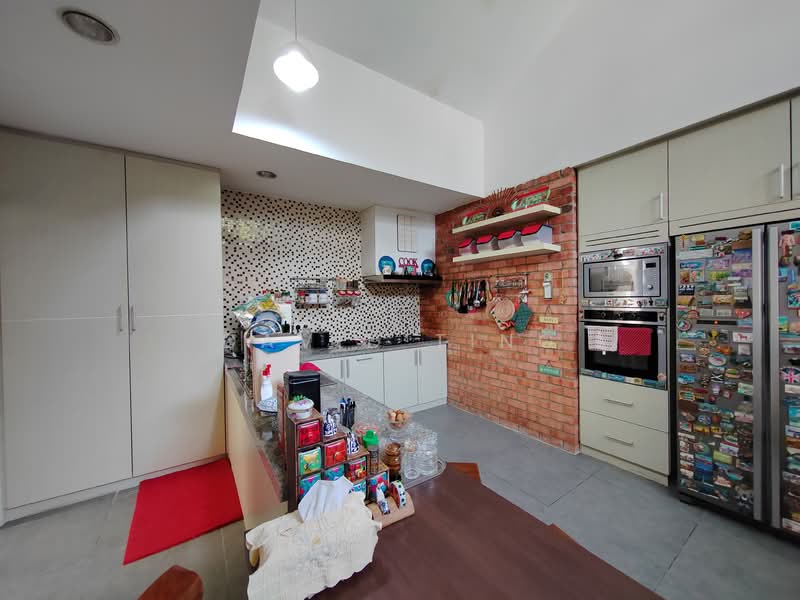 3-storey Terraced House for Rent in Lake Fields (Sungai Besi) - David Ting - Kitchen - PropertyGuru.com.my