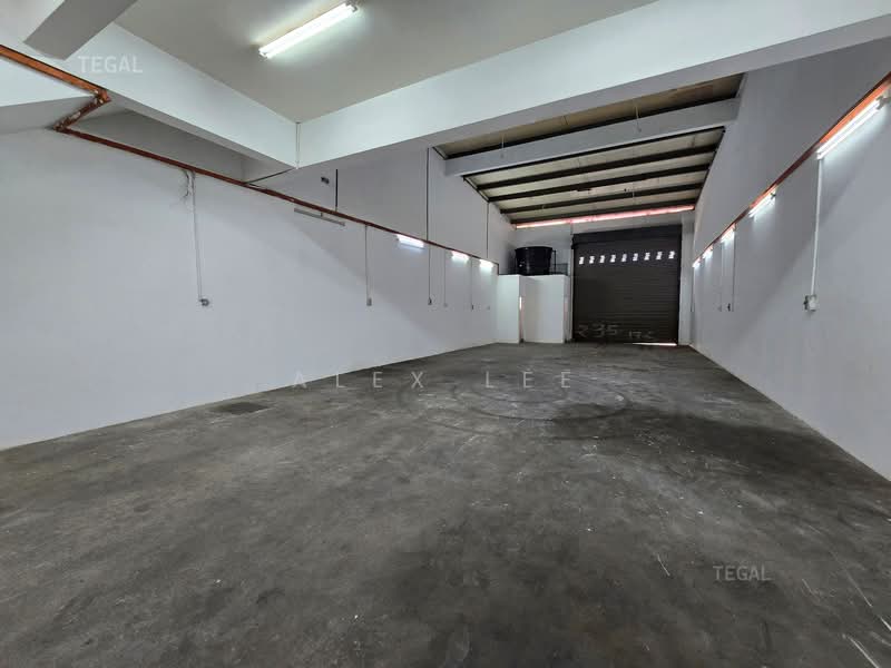 Factory for Rent in Puchong (Selangor) - Alex Lee - Interior - PropertyGuru.com.my