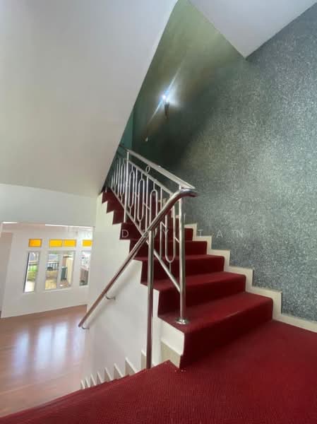 Untuk Disewa - Teluk Kumbar