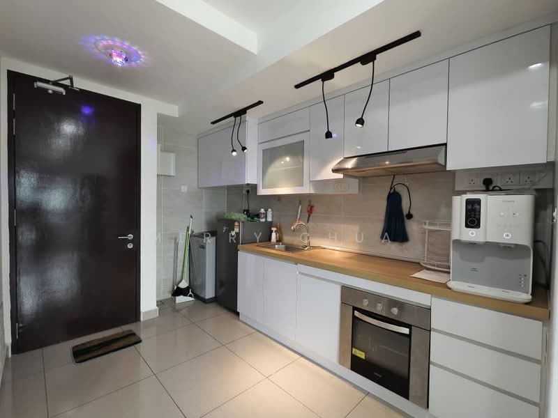 Service Residence for Rent at KSL Avery Park - Merry Chua - Kitchen - PropertyGuru.com.my