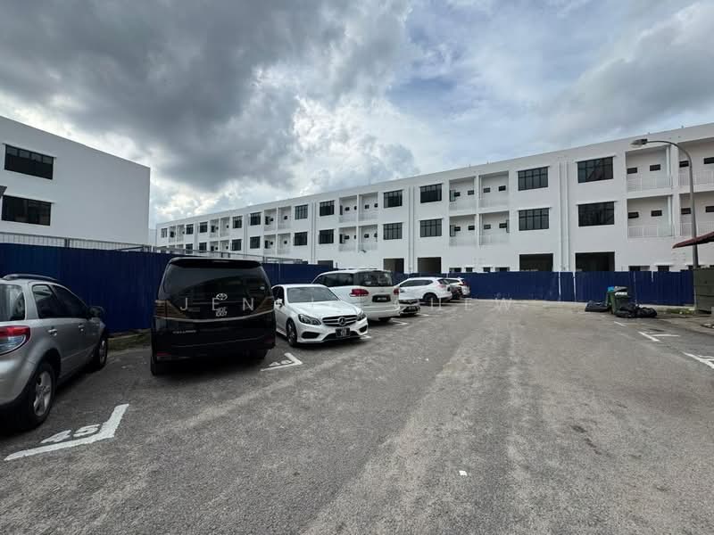 Shop for Rent in Bandar Baru Permas Jaya (Permas Jaya) - Jennie Chew - Exterior - PropertyGuru.com.my