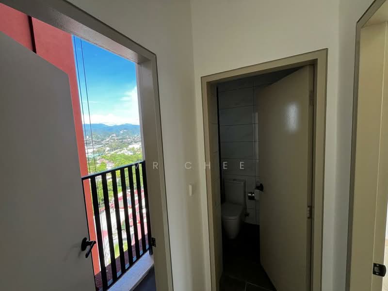 Service Residence for Sale at Piccadilly - Mr Chee - Bathroom - PropertyGuru.com.my