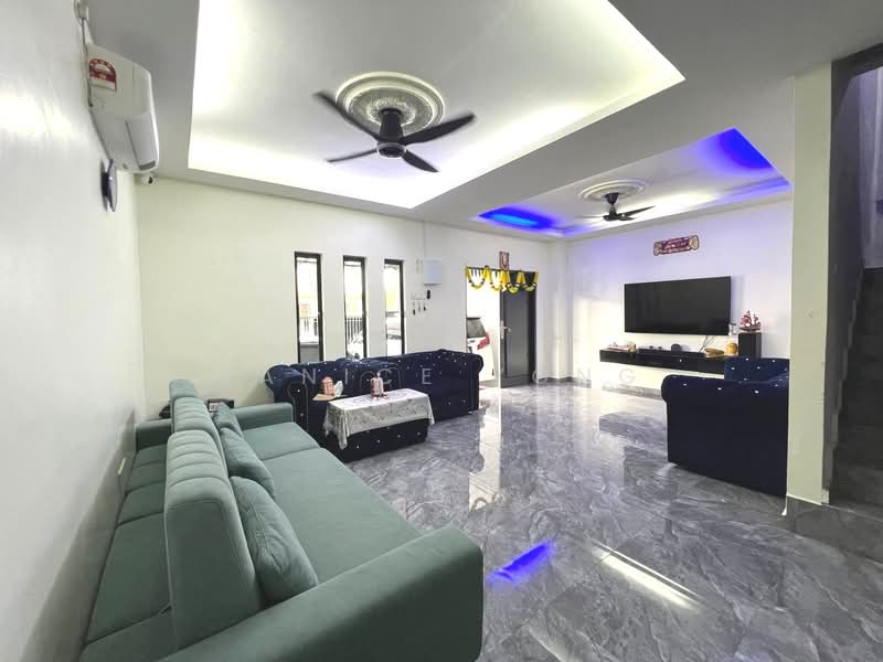 Cluster House for Sale in Taman Scientex Pasir Gudang (Pasir Gudang) - Janice Yong - Living Room - PropertyGuru.com.my