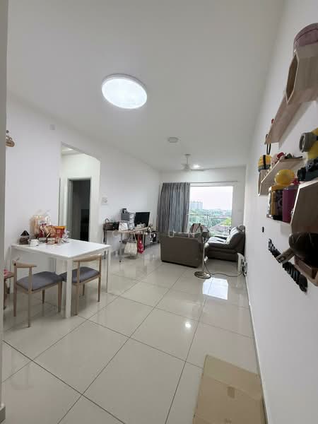 Seasons Amara Larkin untuk Untuk Disewa - RM 1,600 /bulan, Mac 2026 - Living Room - PropertyGuru.com.my