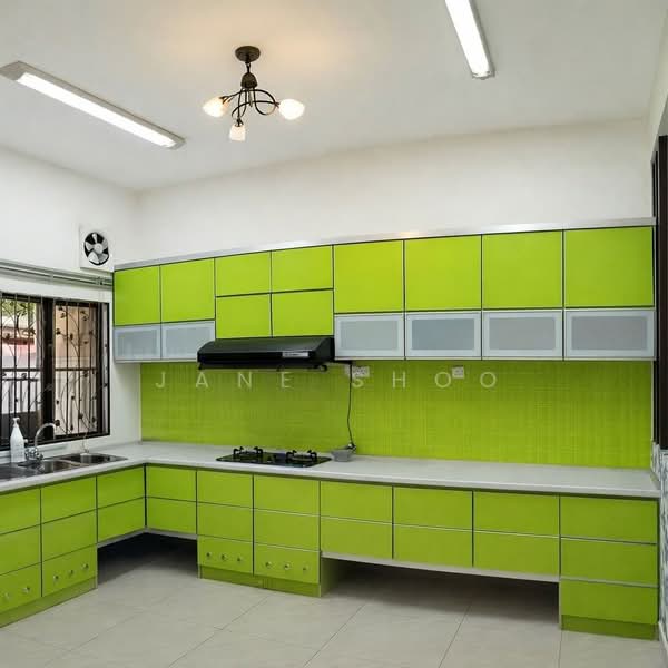 2-storey Terraced House for Sale in Bandar Kinrara (Selangor) - Jane Shoo - Kitchen - PropertyGuru.com.my