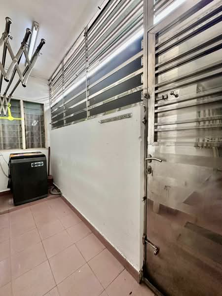 Taman Daya - Jalan Pinang 3, 4 untuk Untuk Disewa - RM 1,800 /bulan, Mac 2026 - Interior - PropertyGuru.com.my