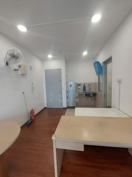 Service Residence for Rent at Gaya Resort Homes - Victoria Chew - Kitchen - PropertyGuru.com.my