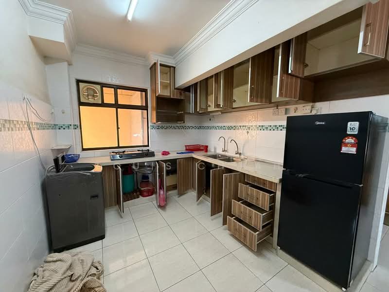 Condominium for Rent at Serina Bay - Louis Chuah - Kitchen - PropertyGuru.com.my