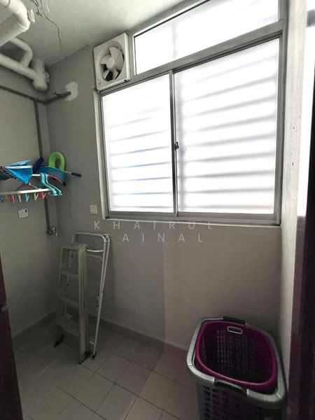 Service Residence for Sale at Alam Idaman - Khairul Zainal - Interior - PropertyGuru.com.my