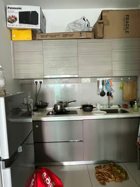 Service Residence for Rent at Emira Residence - Cherry Tan - Kitchen - PropertyGuru.com.my
