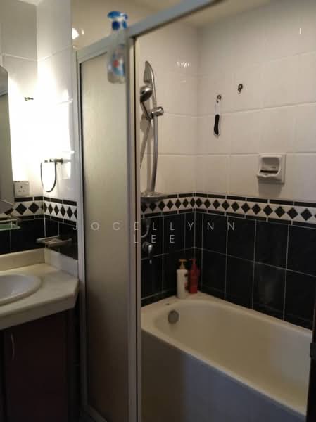 Marina Bay Condominium untuk Untuk Disewa - RM 2,400 /bulan, Mac 2026 - Bathroom - PropertyGuru.com.my
