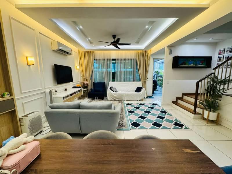 2-storey Terraced House for Sale in Denai Alam (Shah Alam) - Fazri Omar - Living Room - PropertyGuru.com.my