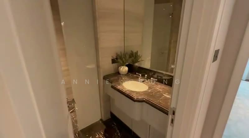 Service Residence for Sale at St Regis - Annie Chong - Bathroom - PropertyGuru.com.my