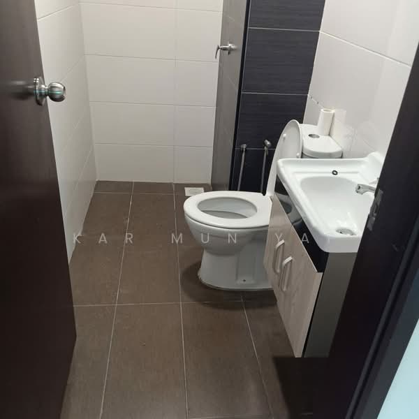 Condominium for Sale at Oasis 1 - Kar Mun Yap - Bathroom - PropertyGuru.com.my