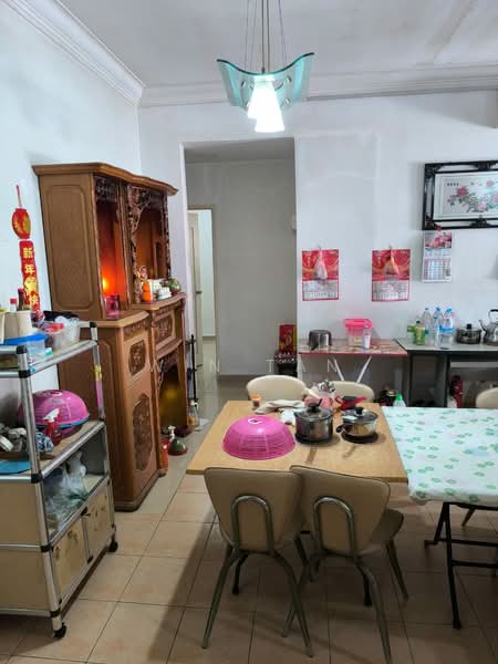 2-storey Terraced House for Sale in Taman Setia Indah (Tebrau) - Win Tan - Dining Room - PropertyGuru.com.my