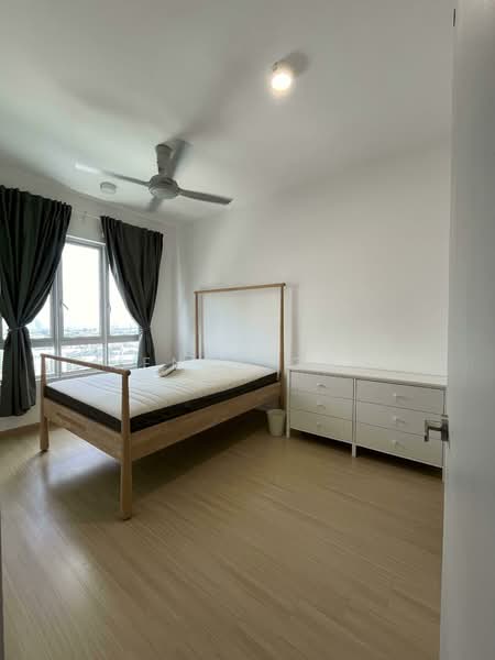 RYAN & MIHO untuk Untuk Disewa - RM 3,600 /bulan, Mac 2026 - Bedroom - PropertyGuru.com.my