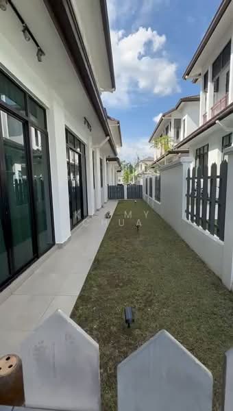 Cluster House for Sale in Eco Majestic (Semenyih) - Kimmy Chua - Exterior - PropertyGuru.com.my