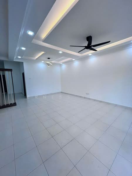 1-storey Terraced House for Sale in Johor Bahru (Johor) - Erness Tan - Living Room - PropertyGuru.com.my