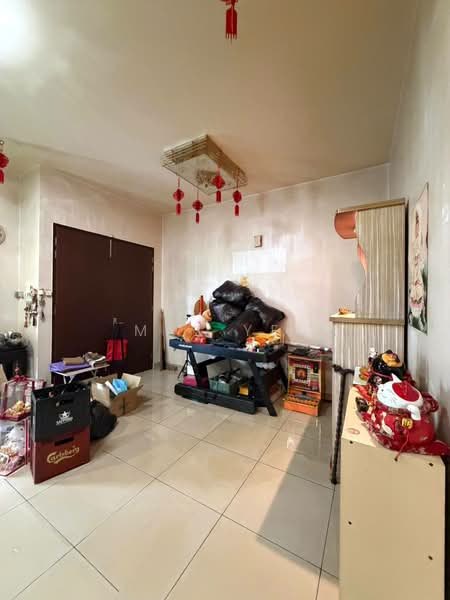 Semi-Detached House for Sale in Kelapa Sawit (Kulai) - Max Yee - Living Room - PropertyGuru.com.my