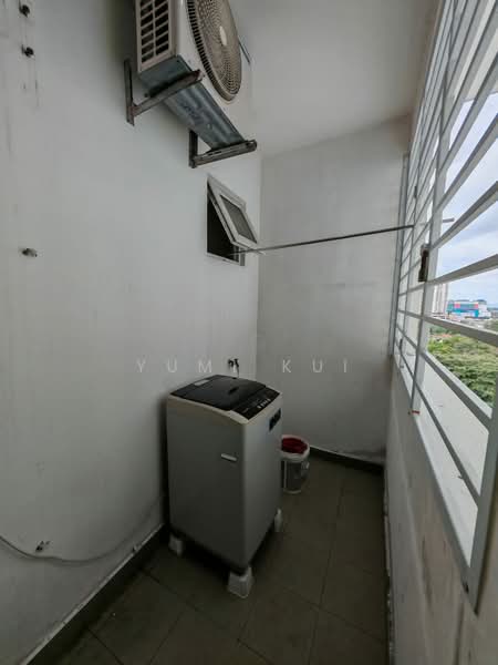 Seasons Amara Larkin untuk Untuk Disewa - RM 2,200 /bulan, Mac 2026 - Balcony - PropertyGuru.com.my