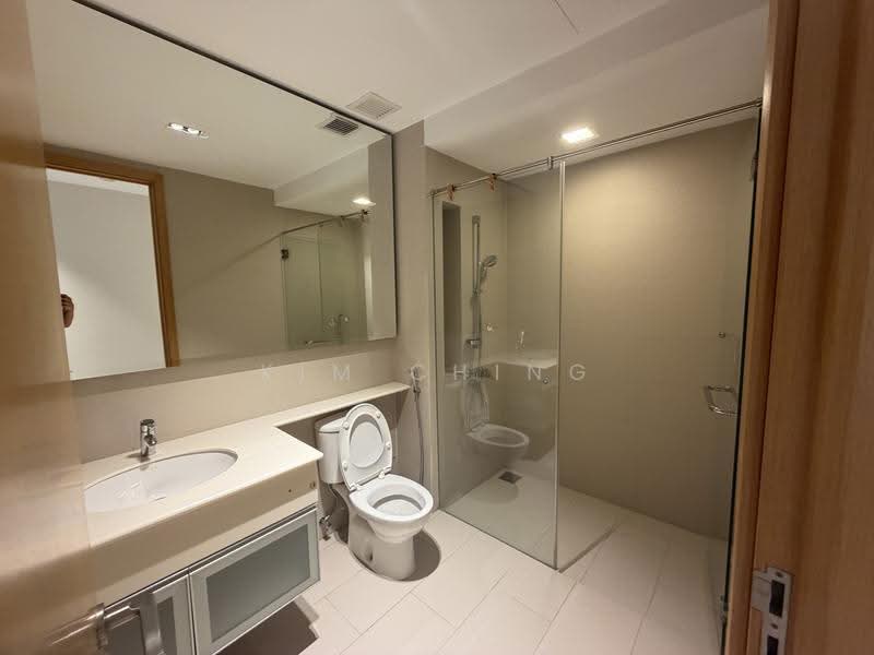 Kondominium untuk Dijual di Verticas Residensi - Kim Ching - Bathroom - PropertyGuru.com.my