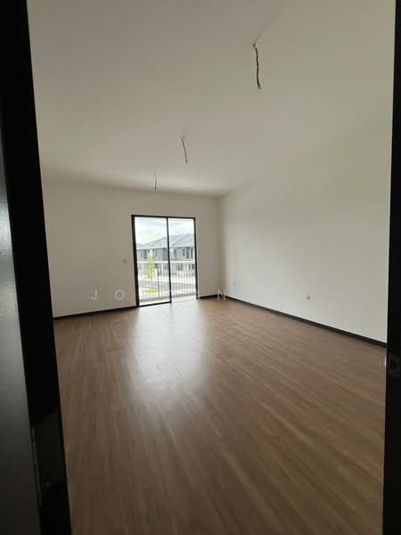 2-storey Terraced House for Sale in Kota Kemuning (Shah Alam) - Jordan Ng - Living Room - PropertyGuru.com.my