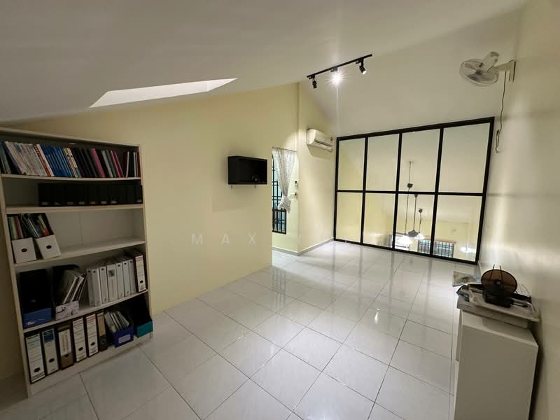 1-storey Terraced House for Sale in Bandar Indahpura (Kulai) - Max Yee - Study - PropertyGuru.com.my