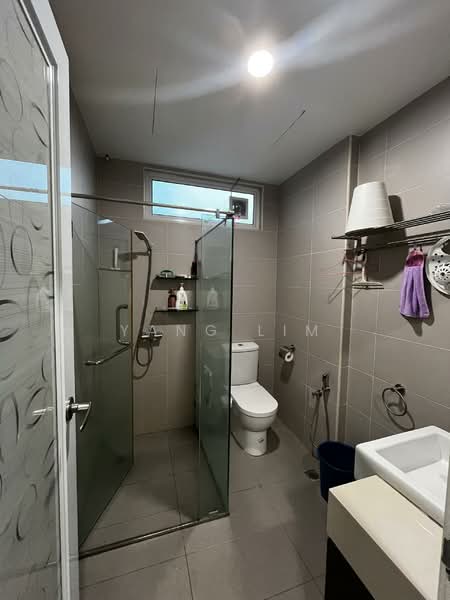 Straits Garden Condominium untuk Untuk Disewa - RM 2,800 /bulan, Mac 2026 - Bathroom - PropertyGuru.com.my