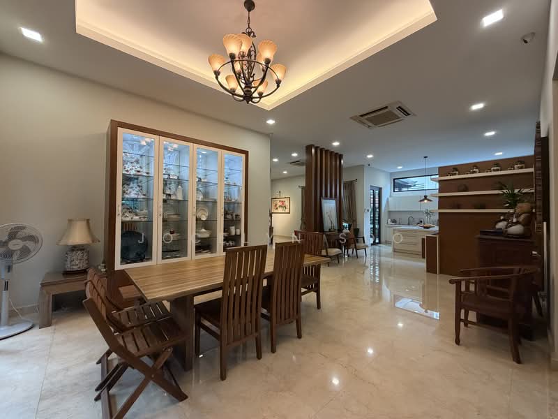 Bungalow for Sale in Seri Kembangan (Selangor) - Jocelyn Soo - Dining Room - PropertyGuru.com.my