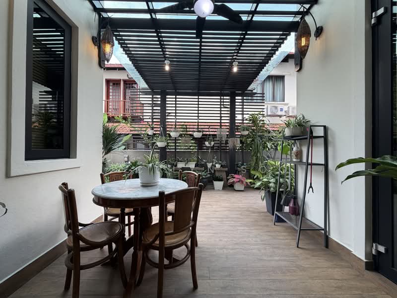 Bungalow for Sale in Seri Kembangan (Selangor) - Jocelyn Soo - Balcony - PropertyGuru.com.my