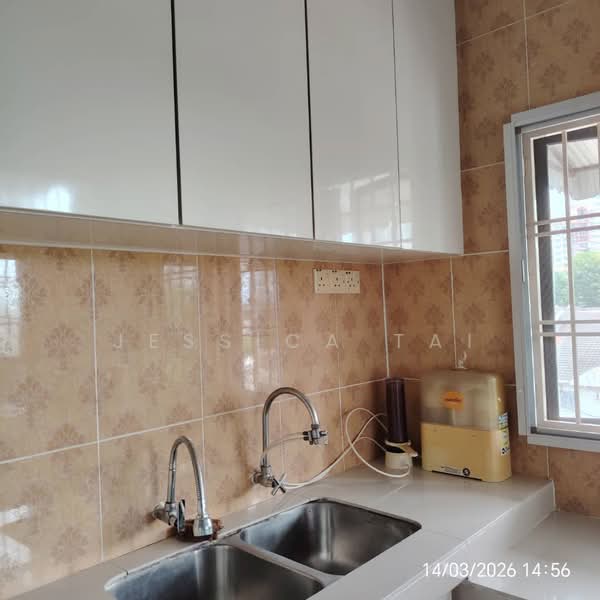 Taman Megah Mas untuk Untuk Disewa - RM 1,300 /bulan, Mac 2026 - Kitchen - PropertyGuru.com.my
