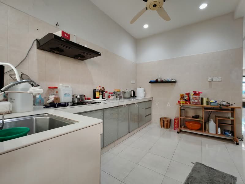 Taman Bukit Piatu Mutiara untuk Untuk Dijual - RM 530,000, Mac 2026 - Kitchen - PropertyGuru.com.my