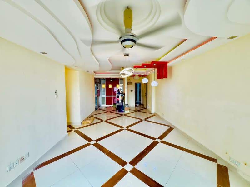 Suriamas untuk Untuk Dijual - RM 495,000, Mac 2026 - Living Room - PropertyGuru.com.my