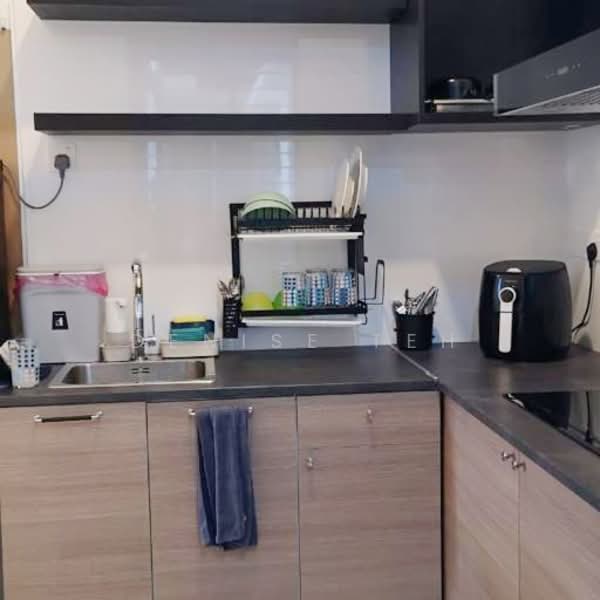 Queens Residences Q1 @ Queens Waterfront untuk Untuk Disewa - RM 3,500 /bulan, Mac 2026 - Kitchen - PropertyGuru.com.my