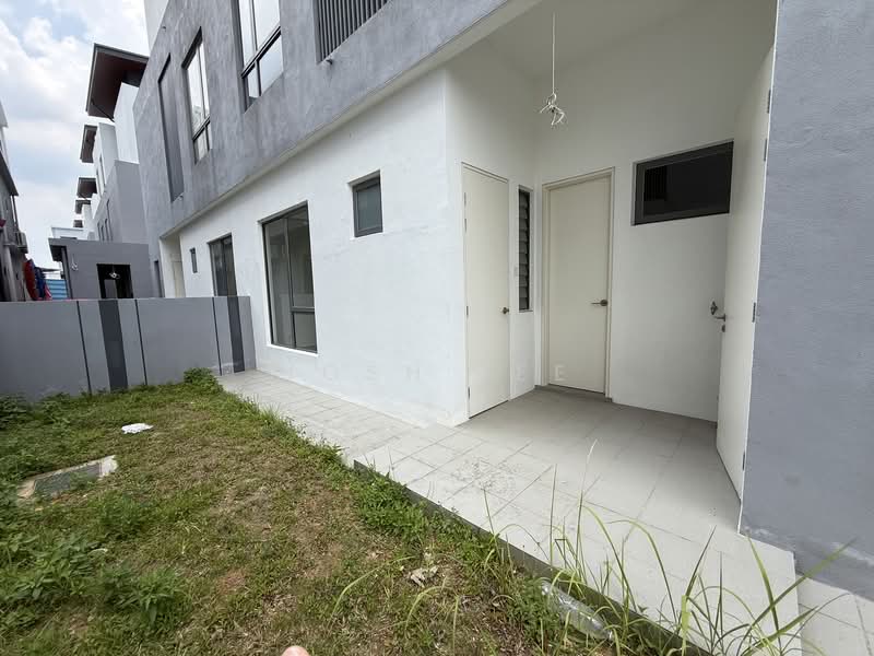 Semi-Detached House for Sale in Shah Alam (Selangor) - Josh Lee - Exterior - PropertyGuru.com.my