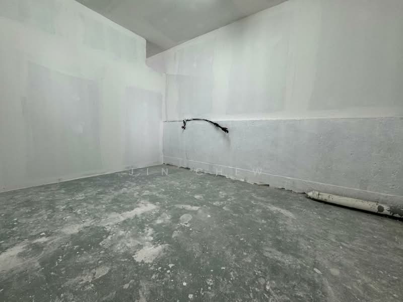 Shop / Office for Rent in Taman Sentosa (Johor Bahru) - Jin Chew - Interior - PropertyGuru.com.my