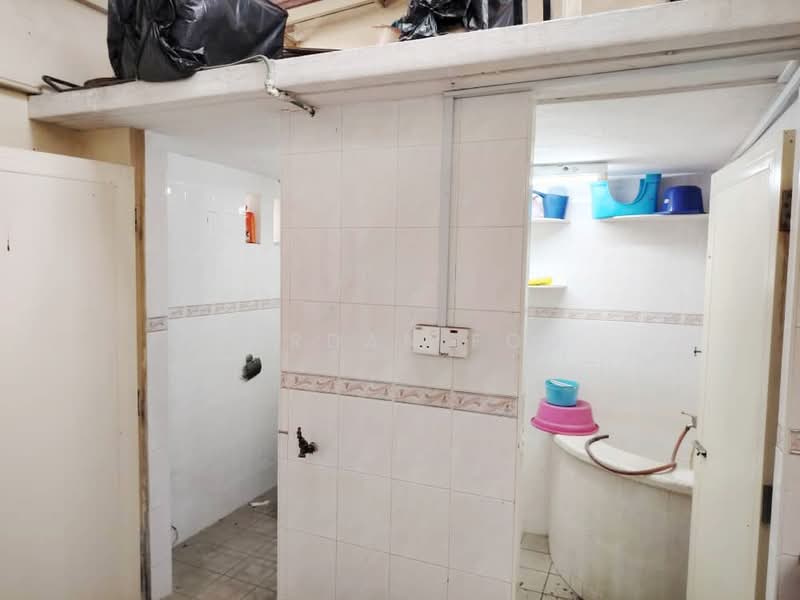 Lorong Thaton Pulau Tikus untuk Untuk Dijual - RM 1,100,000, Mac 2026 - Bathroom - PropertyGuru.com.my