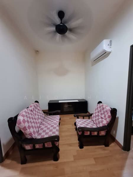 3-storey Terraced House for Rent in Perdana Residence 2 (Batu Caves) - Alison Chiu - Living Room - PropertyGuru.com.my
