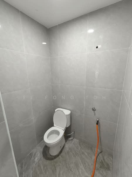 2-storey Terraced House for Sale in Taman Ungku Tun Aminah (Skudai) - Ee Fong Toh - Bathroom - PropertyGuru.com.my