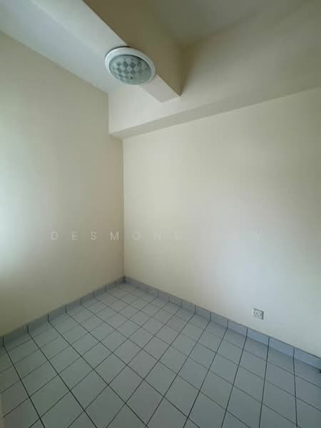 Condominium for Rent at Regal Villa - Desmond Low - Interior - PropertyGuru.com.my