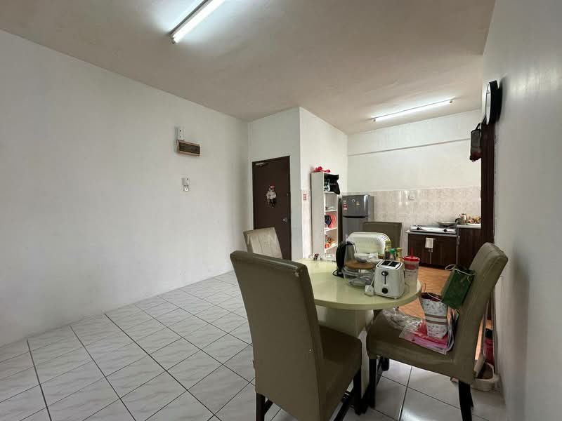 Apartment for Sale at Pangsapuri Flora III - Muin Mn - Dining Room - PropertyGuru.com.my