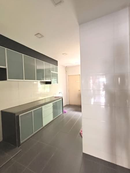 1.5-storey Terraced House for Sale in Taman Sierra Perdana (Masai) - Janice Yong - Kitchen - PropertyGuru.com.my