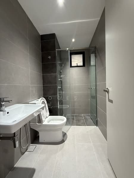 Service Residence for Rent at Sunway Belfield - Loges . - Bathroom - PropertyGuru.com.my