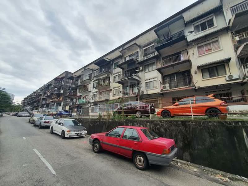 Flat for Sale at United Garden (Taman Lee Yan Lian) - KS Liew - Exterior - PropertyGuru.com.my