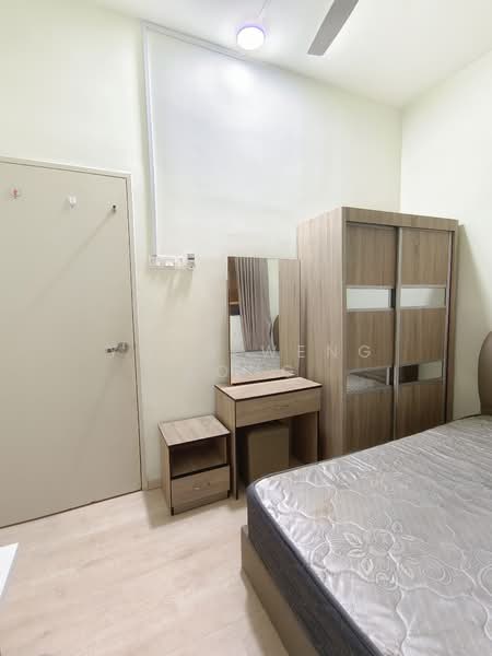 Condominium for Rent at Parkhill Residence - Yong Weng Kong - Bedroom - PropertyGuru.com.my